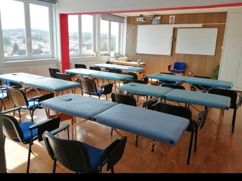 Screenshot_20230509_180801_com.facebook.katana_edit_2167545552573417